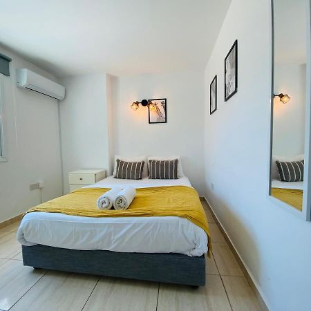 Serena'S 2-Br Apartment In Ларнака Екстериор снимка
