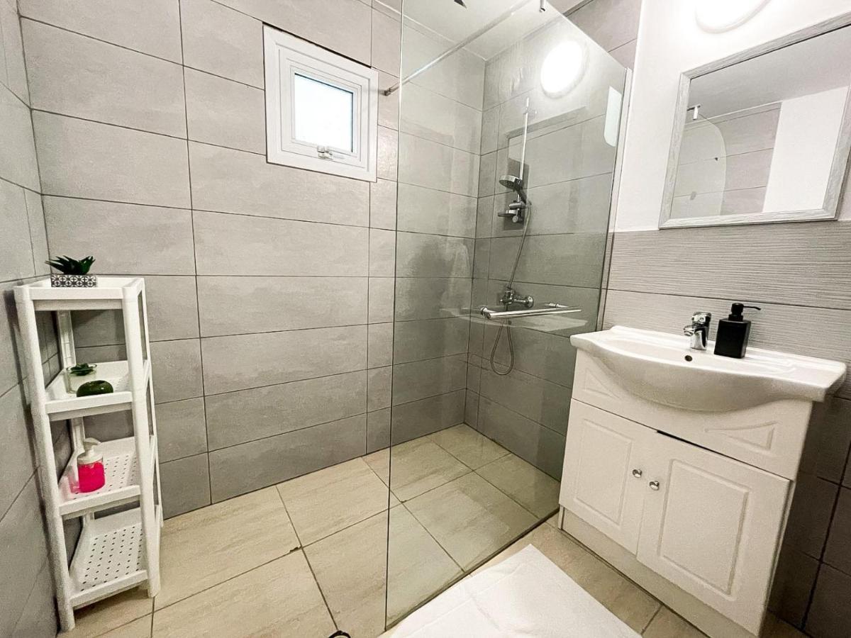 Serena'S 2-Br Apartment In Ларнака Екстериор снимка