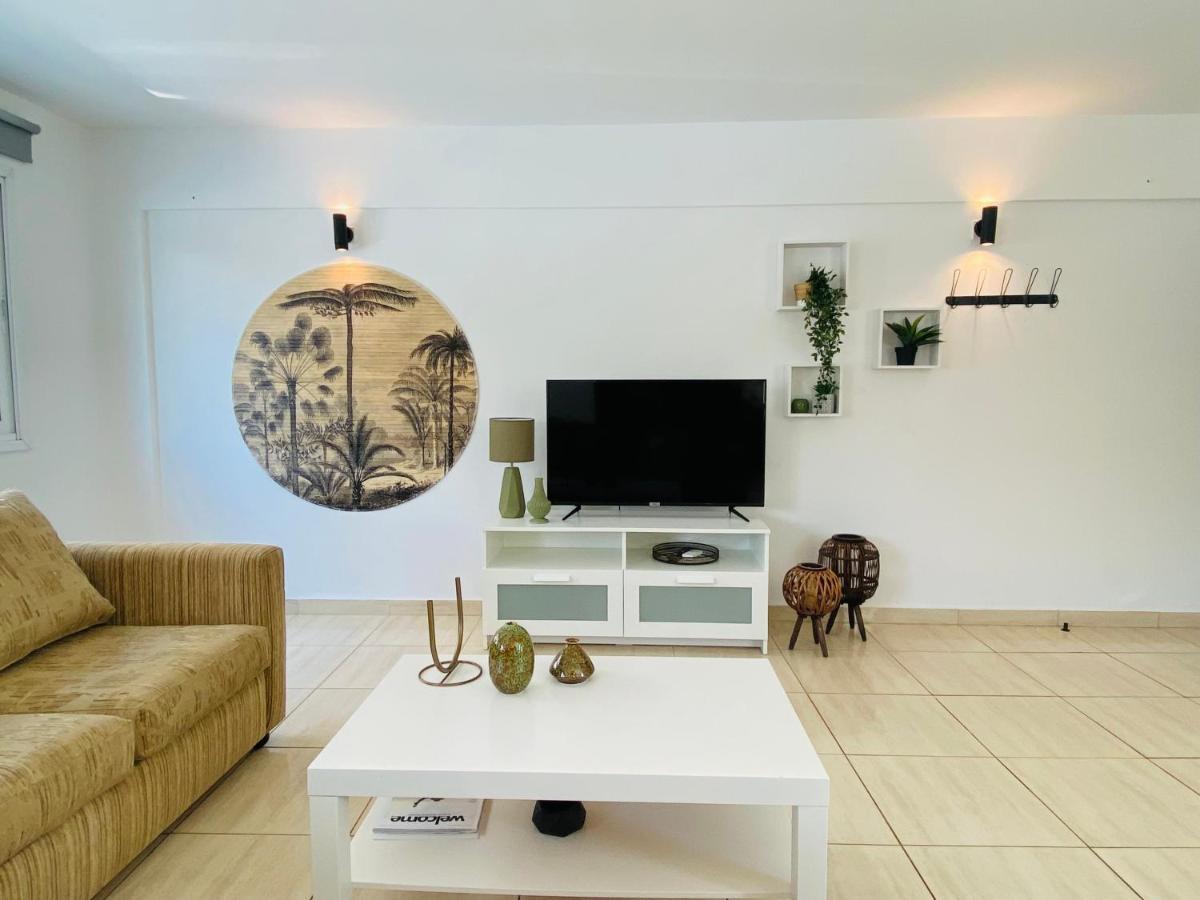 Serena'S 2-Br Apartment In Ларнака Екстериор снимка