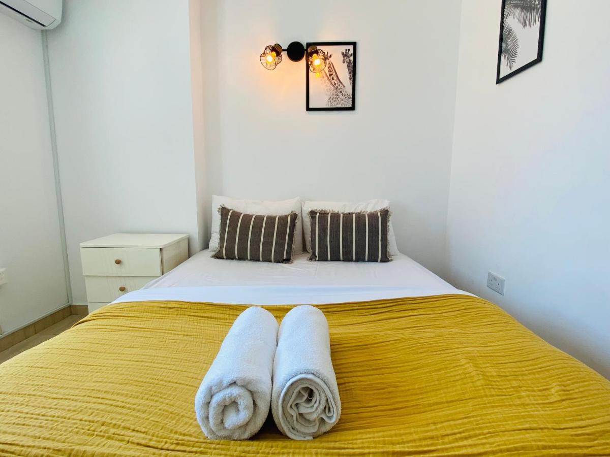 Serena'S 2-Br Apartment In Ларнака Екстериор снимка