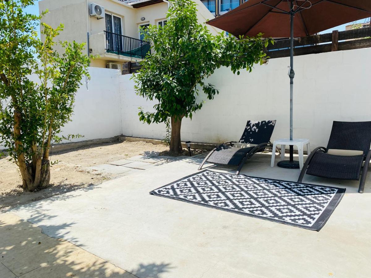 Serena'S 2-Br Apartment In Ларнака Екстериор снимка